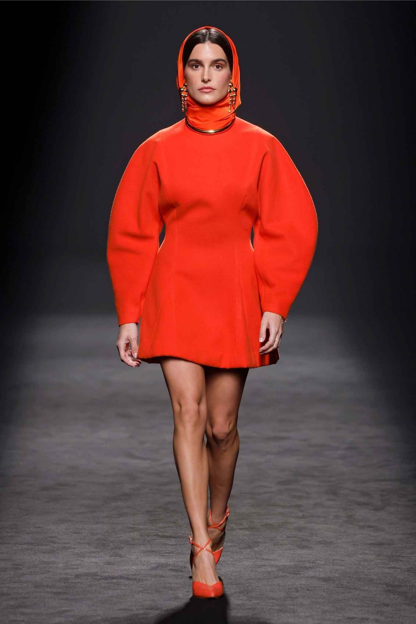 vestido naranja mini